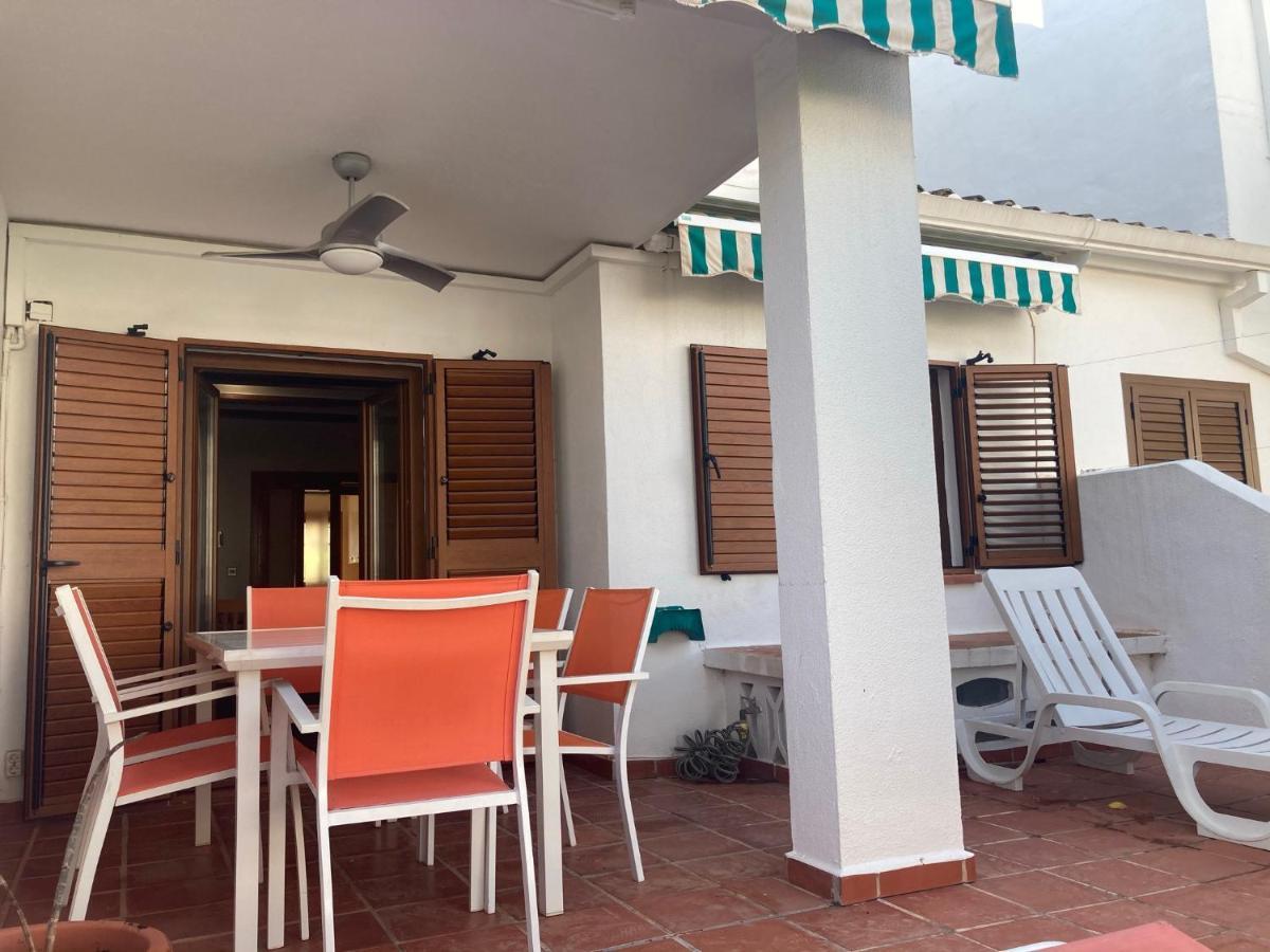 Chalet Adosado En Urbanizacion Con Precioso Jardin Denia Bagian luar foto